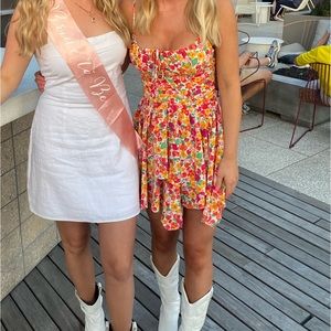 floral flowy dress 💖 PERFECT FOR BACH PARTIES!!!